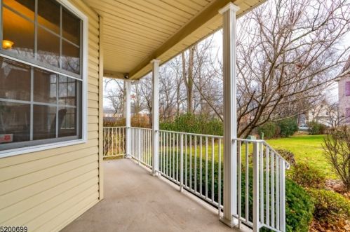 708 Front St, Plainfield NJ 07060-1033 exterior