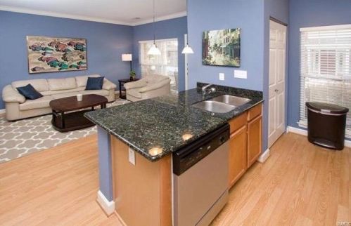 2648 Mcknight Crossing Ct, Saint Louis MO  63124-1688 exterior