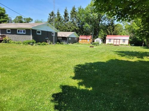 301 Coleman St, Canton, WI 54868-2730