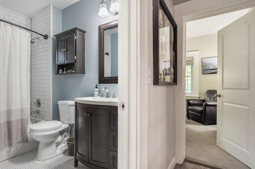 206 Cayuga St, Tampa FL 33603-4166 exterior