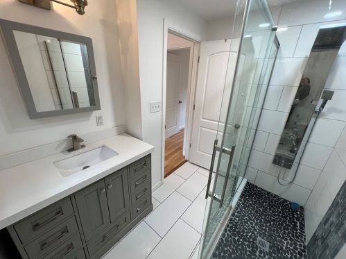 3131 Glendale Ave, Pittsburgh PA  15227-2828 exterior