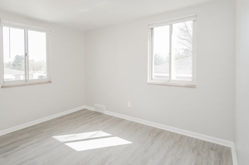 257 Bost Dr, Pittsburgh PA  15122-2510 exterior