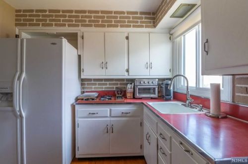 32 Maitland Ave, Paterson NJ  07502-2621 exterior