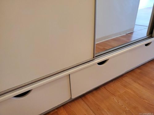 747 Amana St, Honolulu HI  96814-5115 exterior