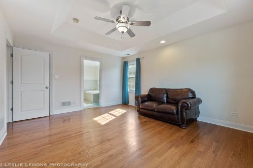 11720 Komensky Ave, Chicago IL 60623-2736 exterior