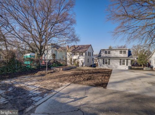 1805 Kearny St, Washington DC  20018-2435 exterior