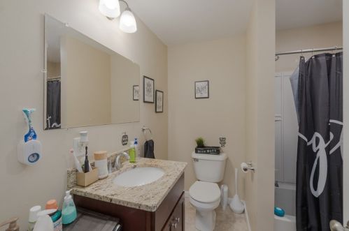 132 Oak St, Taunton MA 02780-4430 exterior