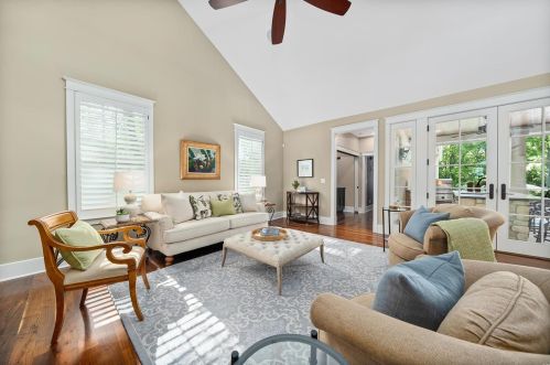 230 Essex Ave, Saint Louis MO 63122-3627 exterior