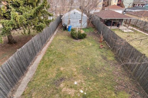 7609 Perry Ave, Chicago IL 60628-6827 exterior