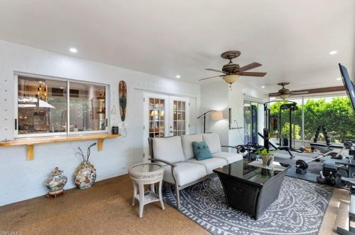 4584 Chippendale Dr, Naples FL 34112-5259 exterior