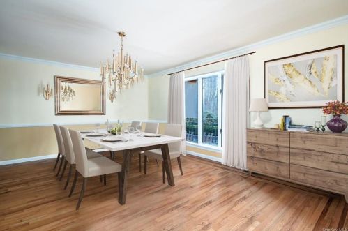 18 Day Rd, Armonk NY exterior