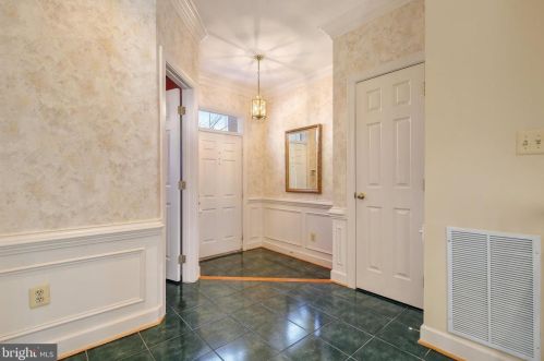 8402 Bells Ridge Ter, Rockville, MD 20854-2791