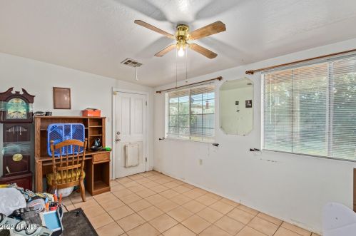 2045 Cholla St, Phoenix AZ 85029-3820 exterior