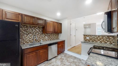 70 Warren St, Pottstown PA 19464-4336 exterior