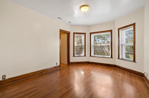 637 Monticello Ave, Chicago IL 60647-3624 exterior