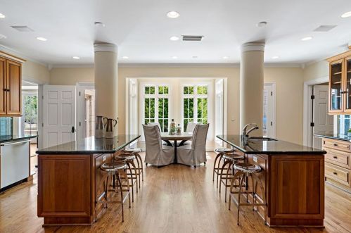 5300 Deloache Ave, Dallas TX  75220-2216 exterior