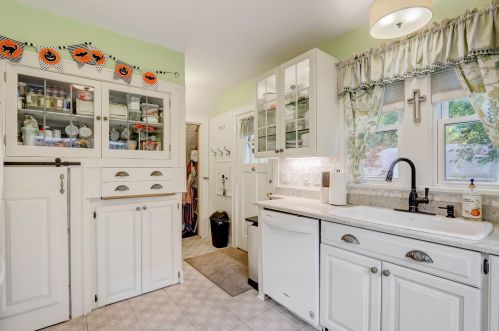 2350 58, Milwaukee WI 53219-2111 exterior