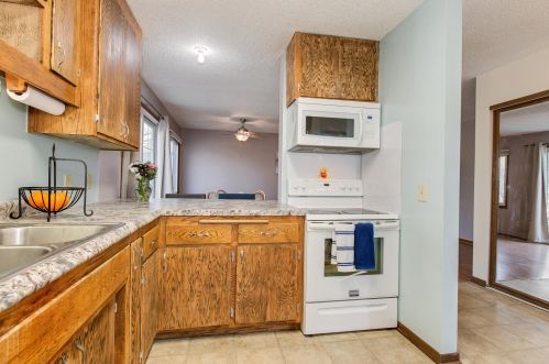 3967 Granada Ave, Saint Paul MN 55128-2847 exterior