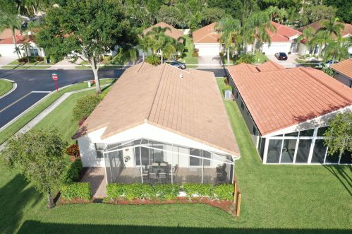 9773 Lemonwood Dr, Boynton Beach, FL 33437-5453