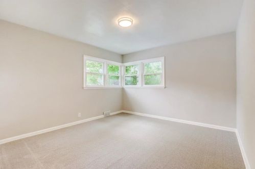 4322 89, Milwaukee WI 53228-2812 exterior