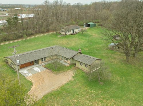 20160 Spruce Rd, Big Rapids, MI 49307-9799