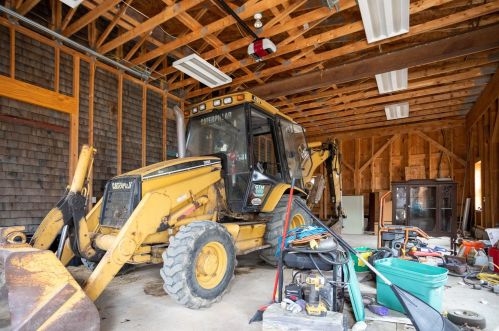 1240 Franklin Pierce Hwy, Barrington NH 03825-7331 exterior