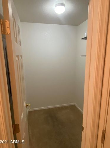 18250 Cave Creek Rd, Phoenix AZ  85032-1004 exterior