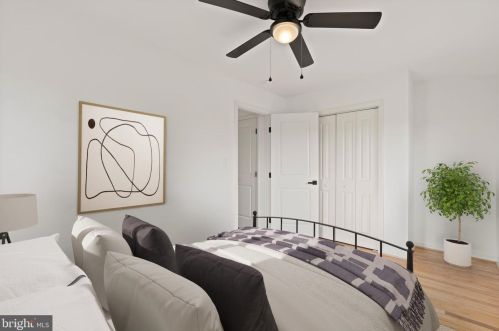 10 Taylor Run Pkwy, Alexandria VA 22314-4978 exterior