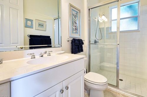 6592 Gln Arbor Way, Naples FL 34119-4654 exterior