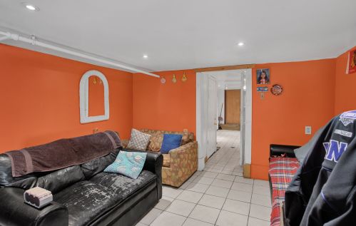 1920 Rockwell St, Chicago IL 60647-4245 exterior