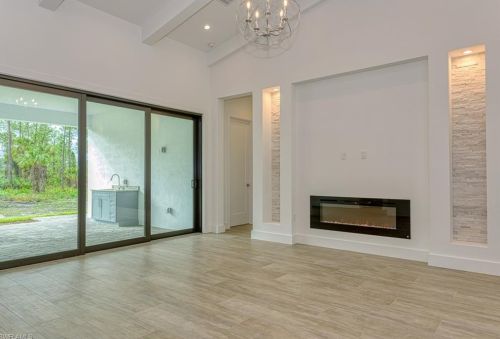 232 11 St, Naples FL 34117-2226 exterior