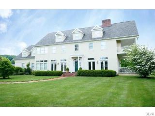 2350 Spring Valley Rd, Bethlehem PA  18015-9045 exterior