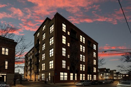 1820 Spaulding Ave, Chicago IL 60647-8840 exterior