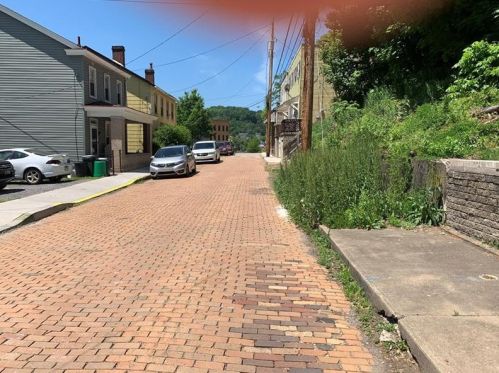 6 Catherine St, Pittsburgh PA  15209-2002 exterior