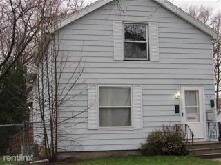 320 Clinton St, Jackson MI  49201-1088 exterior