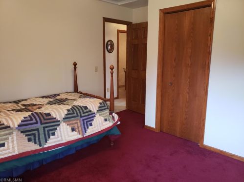 4545 Spruce Way, Maple Plain MN 55359-9837 exterior