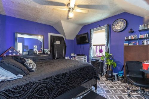 201 Laban St, Providence RI 02909-4427 exterior