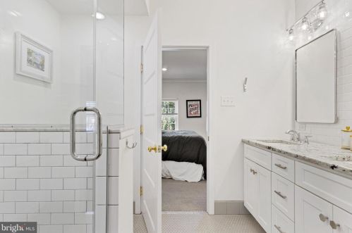 1714 Addison St, Philadelphia PA 19143-1203 exterior