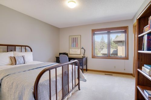 2307 Fld Stone Dr, Saint Paul MN 55120-1919 exterior