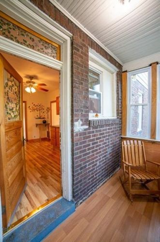 3034 Shadeland Ave, Pittsburgh PA 15212-2571 exterior