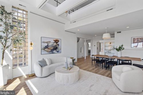 5171 Macarthur Blvd, Washington DC 20016-3315 exterior