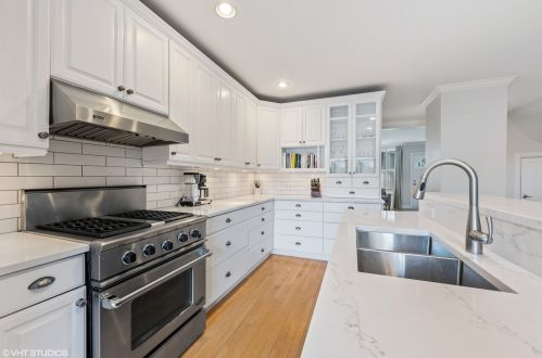 1444 George St, Chicago IL 60657-4103 exterior