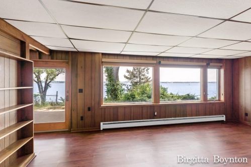 1661 Ruddiman Dr, Meskegon MI 49445-3041 exterior