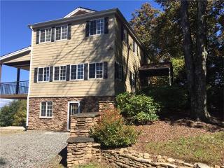 279 Redmond Gap Rd, Rosman NC  28772-9733 exterior