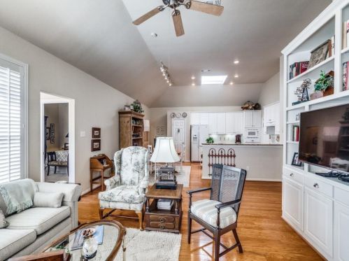 7123 Elm Creek Ln, Dallas TX  75252-2770 exterior