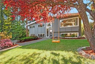 12919 3rd Ave, Seattle WA  98146-3323 exterior