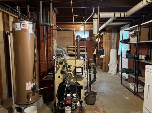 75 Wheeler Ln, Torrington CT 06790-3835 exterior