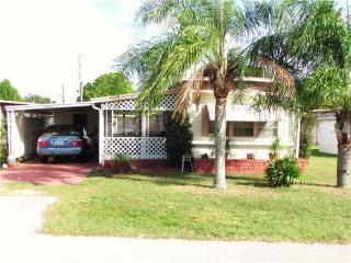 6432 Midland St, Zephyrhills FL  33542-2765 exterior