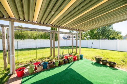 15 Sims Rd, Edison NJ 08817-3034 exterior