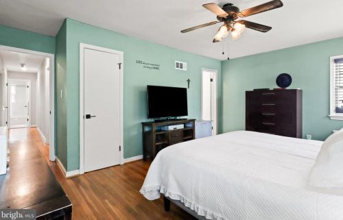 6406 16 St, Alexandria VA 22307-1411 exterior